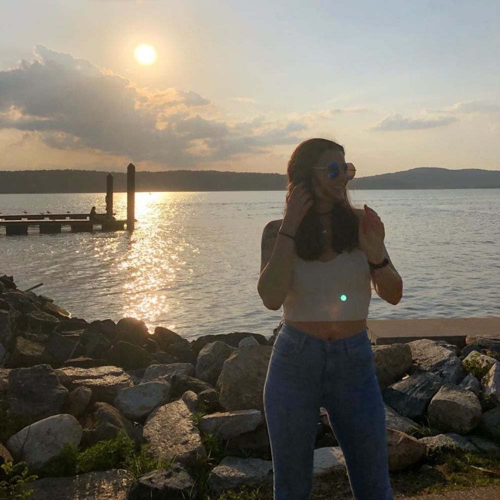 Meet your Posher, Brittany